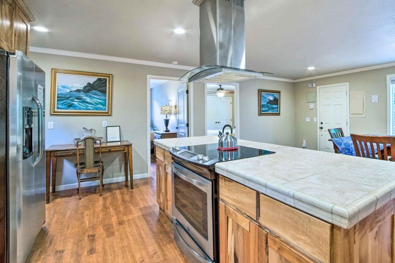 Coos Bay Retreat Less Than 2 Mi To Marina And Casino! Luaran gambar