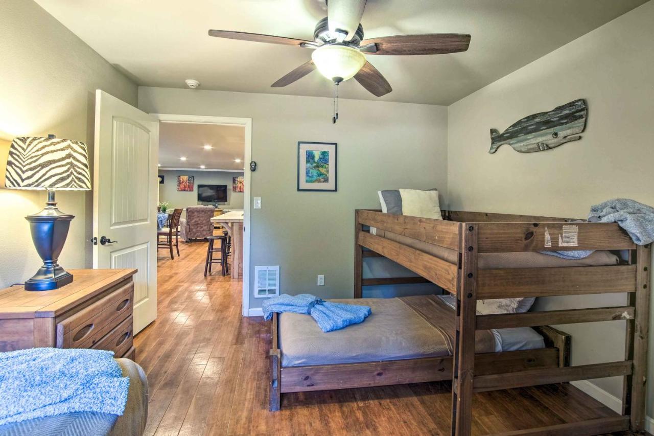 Coos Bay Retreat Less Than 2 Mi To Marina And Casino! Luaran gambar