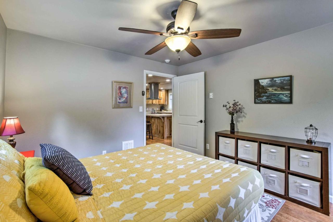 Coos Bay Retreat Less Than 2 Mi To Marina And Casino! Luaran gambar