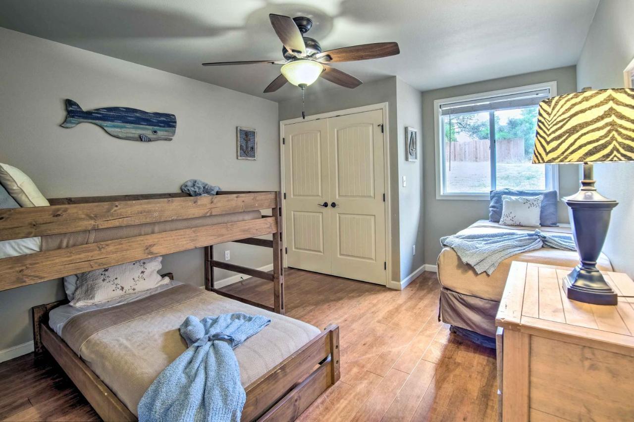 Coos Bay Retreat Less Than 2 Mi To Marina And Casino! Luaran gambar